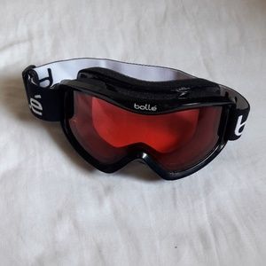 Bollé snowboard goggles